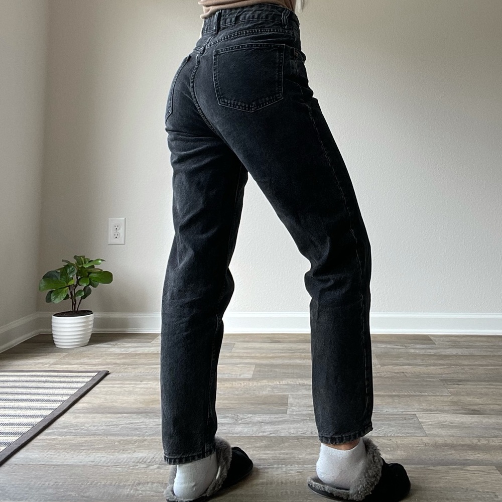 Black Mom Jeans
